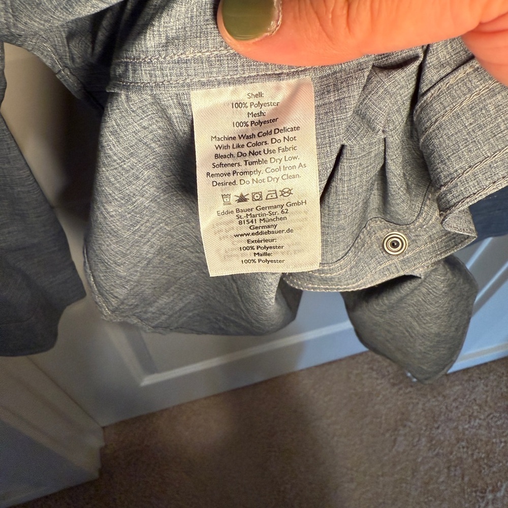 EDDIE BAUER - Blue Ventilated Fabric Button Down Shirt in 2XL - Picture 7 of 9